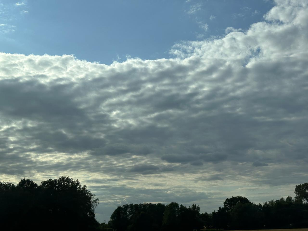 HAARP style cloud patterns near Bielefeld